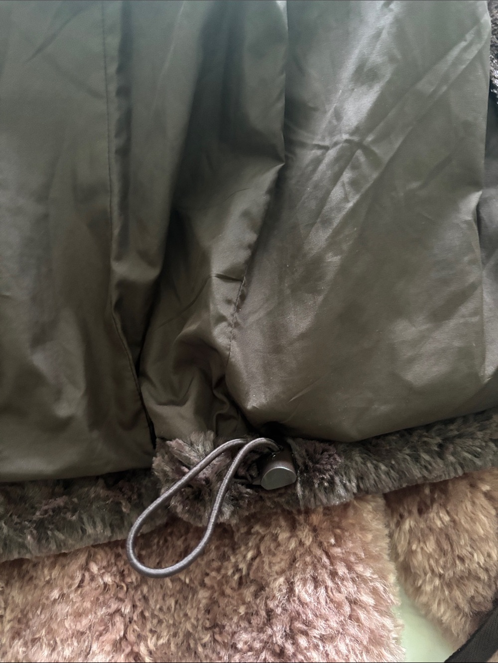 Athleta Dark Brown goose down vest - Picture 4 of 4